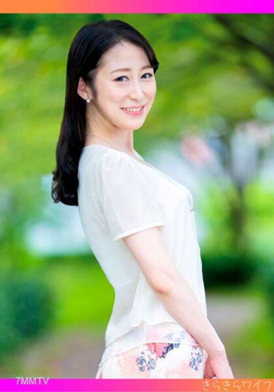 TYVM-257 피부가 희고 깨끗한 순진한 아내？ 사실은 색에 굶주린 음란한 아줌마! 근육질 몸의 격렬한 피스톤으로 내사정 성교 중