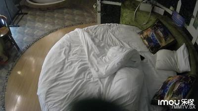 【最新酒店偷拍❤️高清樂橙】年輕漂亮學院風格黑絲美女和胖屌絲男友開房打炮
