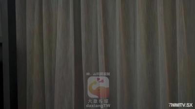 Elephant Media re-launched the new work must shoot white sauce sausage dark Rainie Yang and the delivery man&quots passionate sex