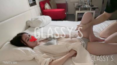 fc2-ppv 4701919 #25 可愛過ぎる日本人スレンダー美女と大量潮吹き生ハメSEX│GLASSY