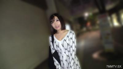 fc2-ppv 4783941 【附贈品】想讓男友興奮的K罩杯素人兔女郎誘惑身材！濃厚玩法乳波搖晃不停，鬼高潮意外射精大量內射 | FC2電子市場