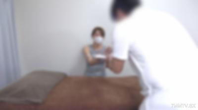 fc2-ppv 4945086 ♡8/2日迄半價！【無・完全素人】平時從事工作並身為單親媽媽的美麗女性初次光臨。因為累到極點，所以希望接受強力按摩。 | FC2電子市場