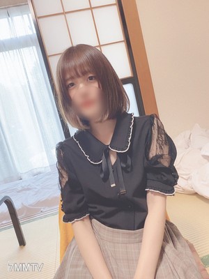 fc2-ppv 1433169 【未經修改】體態超瘦弱的害羞遊戲實況主女孩與溫泉旅行連續內射②(74分鐘)