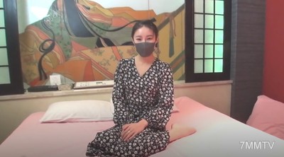fc2-ppv 2686340 【初拍】4天後結婚的美麗新娘現場內射☆「決定結婚是因為他讓我感受到母性本能」高速立姿後入加上懇求內射【個人拍攝】ZIP附