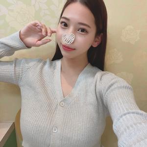 fc2-ppv 3274967 如果被發現就完蛋了！！偶像候選生的新婚幼妻，拍下她決死的性愛影片，*乳汁四濺，高潮不斷，孤注一擲地內射了。