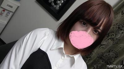 fc2-ppv 3452135 【One Week One Coin】The lower half of the erotic-looking apparel store employee was pantless! In return for listening to her work complaints, a first-time penetration recording.