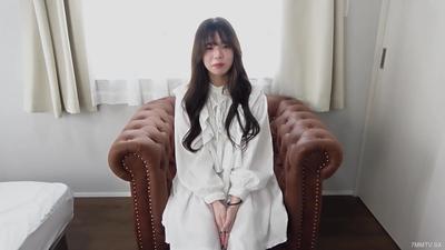 FC2-PPV 4515706 【那個純白的*奇蹟重逢】曾經大受歡迎的優奈，奇蹟般地再次相遇。失去聯繫的一年半間所積壓的慾望，全都發洩在她那雪白的身體上。至福時光。優奈