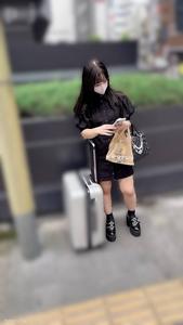 fc2-ppv 4573871 【手コキ】美しい瞳のハーフ美女に上目遣いで隠語を言わせ大興奮。「いっちゃうの..？ザーメンいっぱいぶちまけてね♡♡」 {