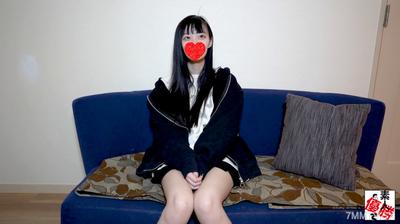 fc2-ppv 4576816 【露臉·首次登場】腰細的美女保育員說「很好哦♡」，所以在她裡面射精♪